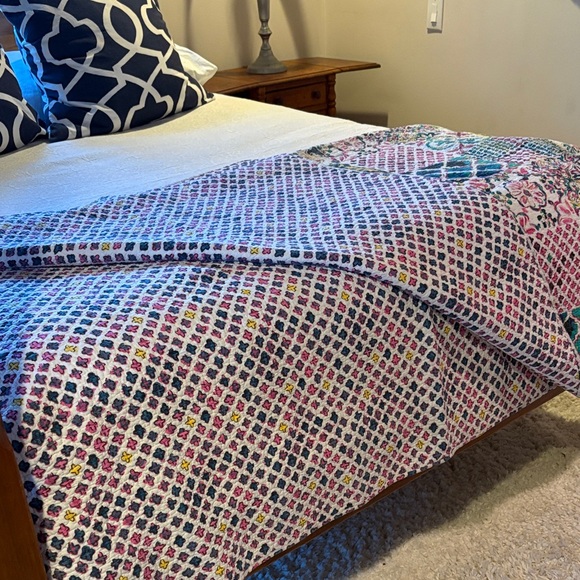 Colorful Geometric Quilt - Picture 3 of 3